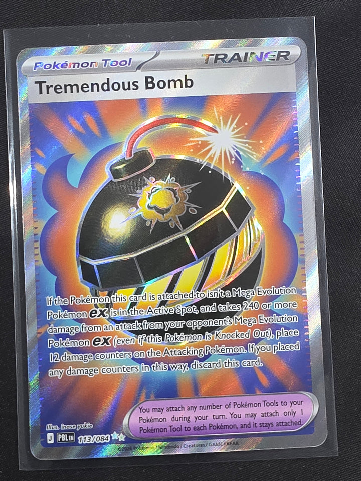 Tremendous Bomb 108/084 Pitch Black Holofoil front