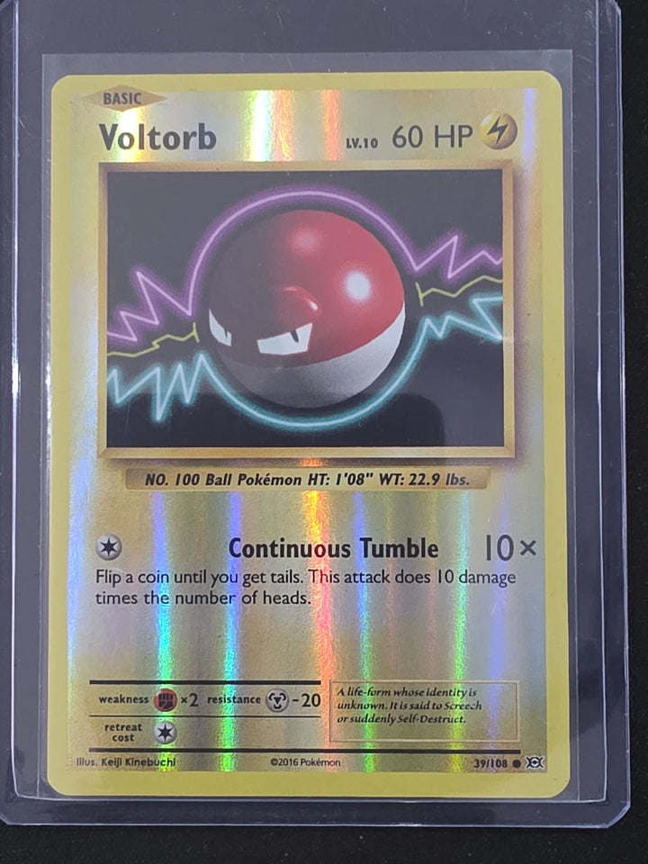 Pokémon TCG - Evolutions - Voltorb 39/108 Reverse Holo image 1