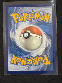 Radiant Hawlucha 081/189 NM image 2