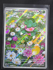 Fomantis 085/084 Pitch Black NM/M image 1